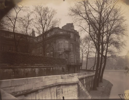 Hôtel Lambert, Quai d'Anjou by Eugène Atget, photograph, 1927