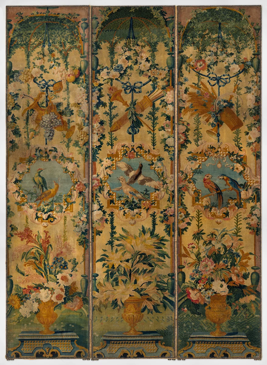 Trophies and birds by Savonnerie Manufactory, textile, 1715-1750