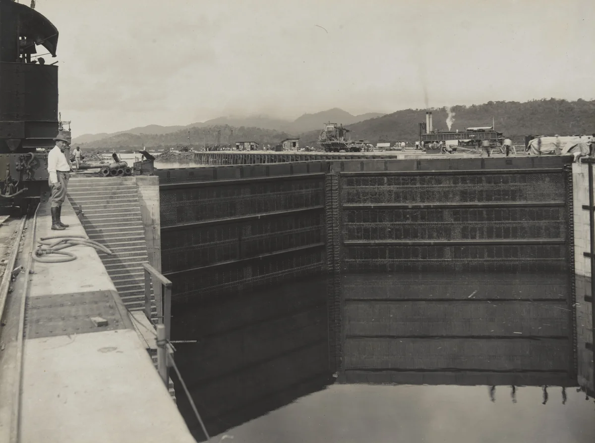 Balboa Terminals. Gates to Dry Dock #1 closed after flooding by Unidentified Photographer, photograph, 1916