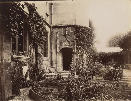 Pontoise, Palais du Tribunal (Musée) by Eugène Atget, photograph, 1902