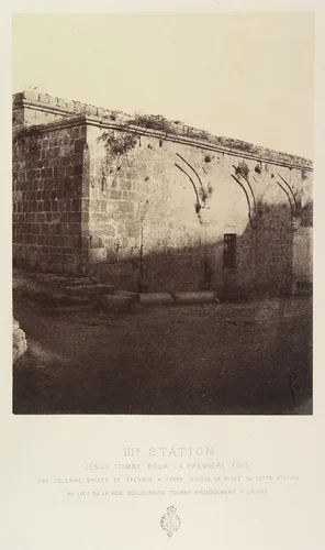 IIIe Station. Jésus tombe pour la première fois. Une colonne brisée et entendue a terre indique la place de cette station au lieu où la voie douloureuse tourne brusquement a gauche by Louis de Clercq, photograph, 1860