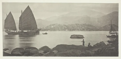 A Canton Trading Junk by John Thomson, photograph, 1863-1873