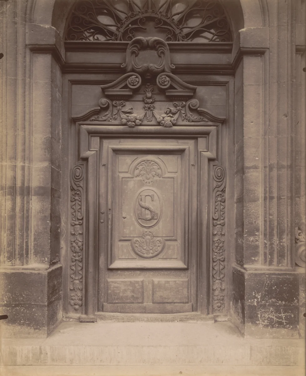 Porte. L'église Saint-Paul by Eugène Atget, photograph, 1902