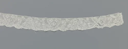 Strook kloskant met grote tulp by anonymous, other, 1750