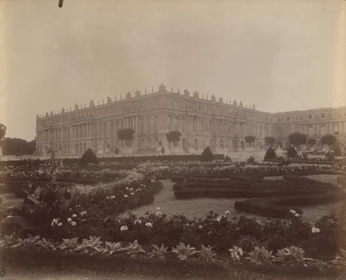Versailles, le château by Eugène Atget, photograph, 1905