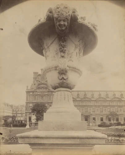 Tuileries (vase) by Eugène Atget, photograph, 1912