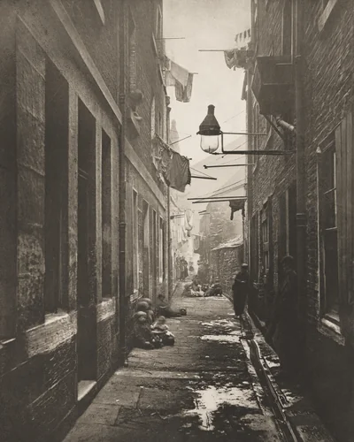 Close No. 80 High Street by Thomas Annan, photograph, 1868
