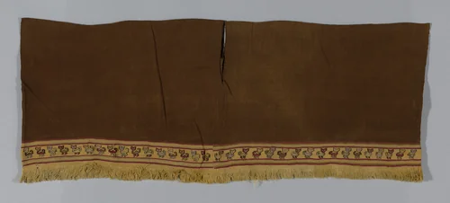 Tunic by Possibly Chancay, textile, 1000-1532