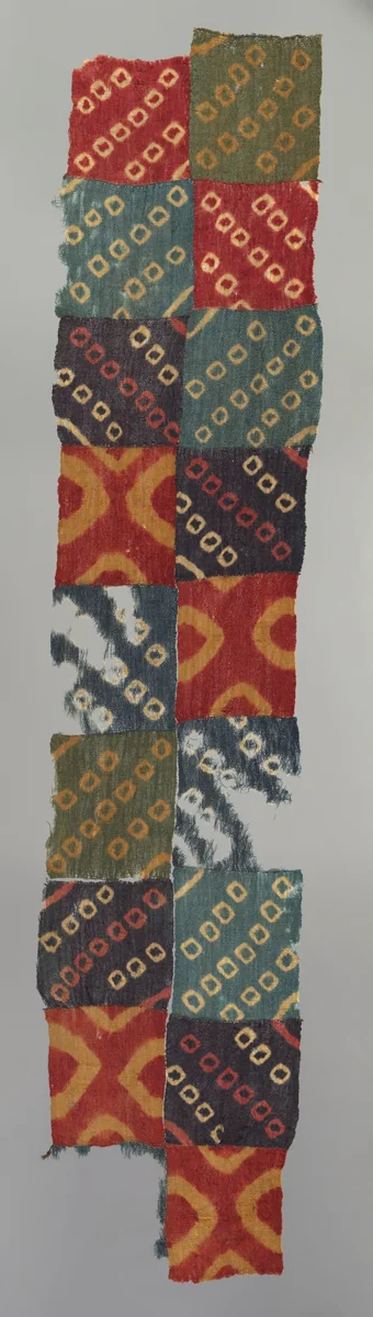 Fragment by Wari Peru, textile, 600-800