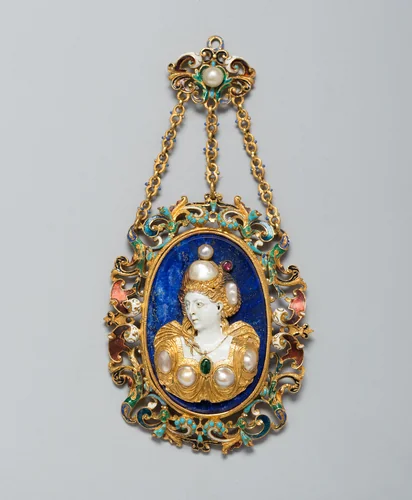 Pendant with the Bust of a Woman by Northern European, metalwork, 1550-1600