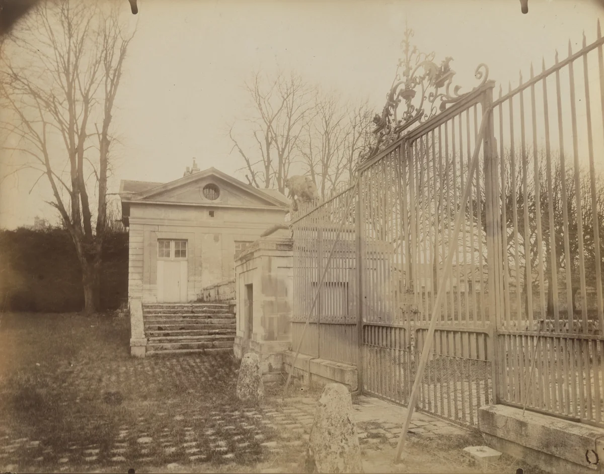 Parc de Sceaux by Eugène Atget, photograph, 1925