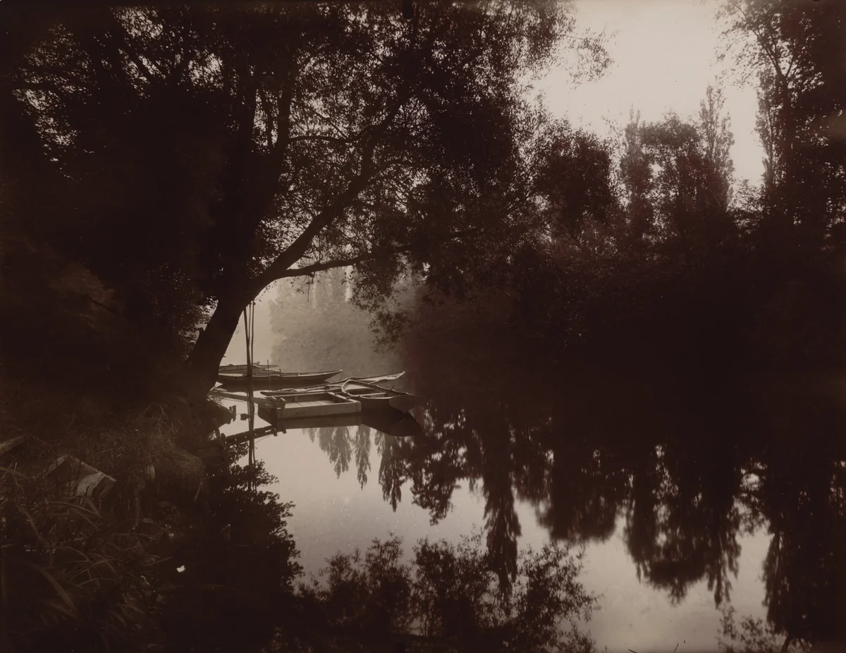 La Marne à la Varenne by Eugène Atget, photograph, 1925