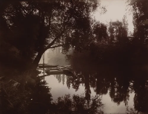 La Marne à la Varenne by Eugène Atget, photograph, 1925