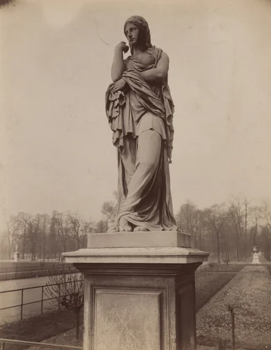 Tuileries -- Femme Drapée. Copie de l'antique by Eugène Atget, photograph, 1911