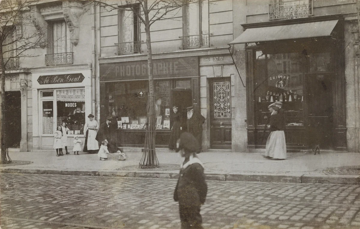 Photographie, Maison Rey, 37 bis, rue de Tolbiac, Paris by Unidentified Photographer, photograph, 1915