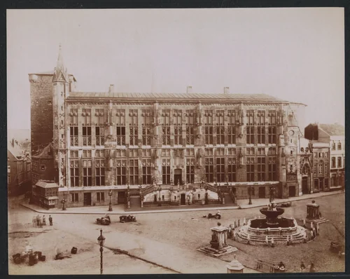 Stadhuis van Aken na de brand in 1883 by anonymous, photograph, 1883-1902