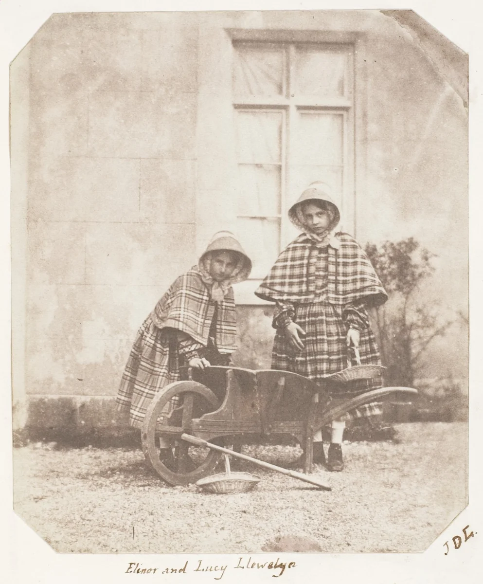 Elinor and Lucy Llewelyn by John Dillwyn Llewelyn, photograph, 1853-1856