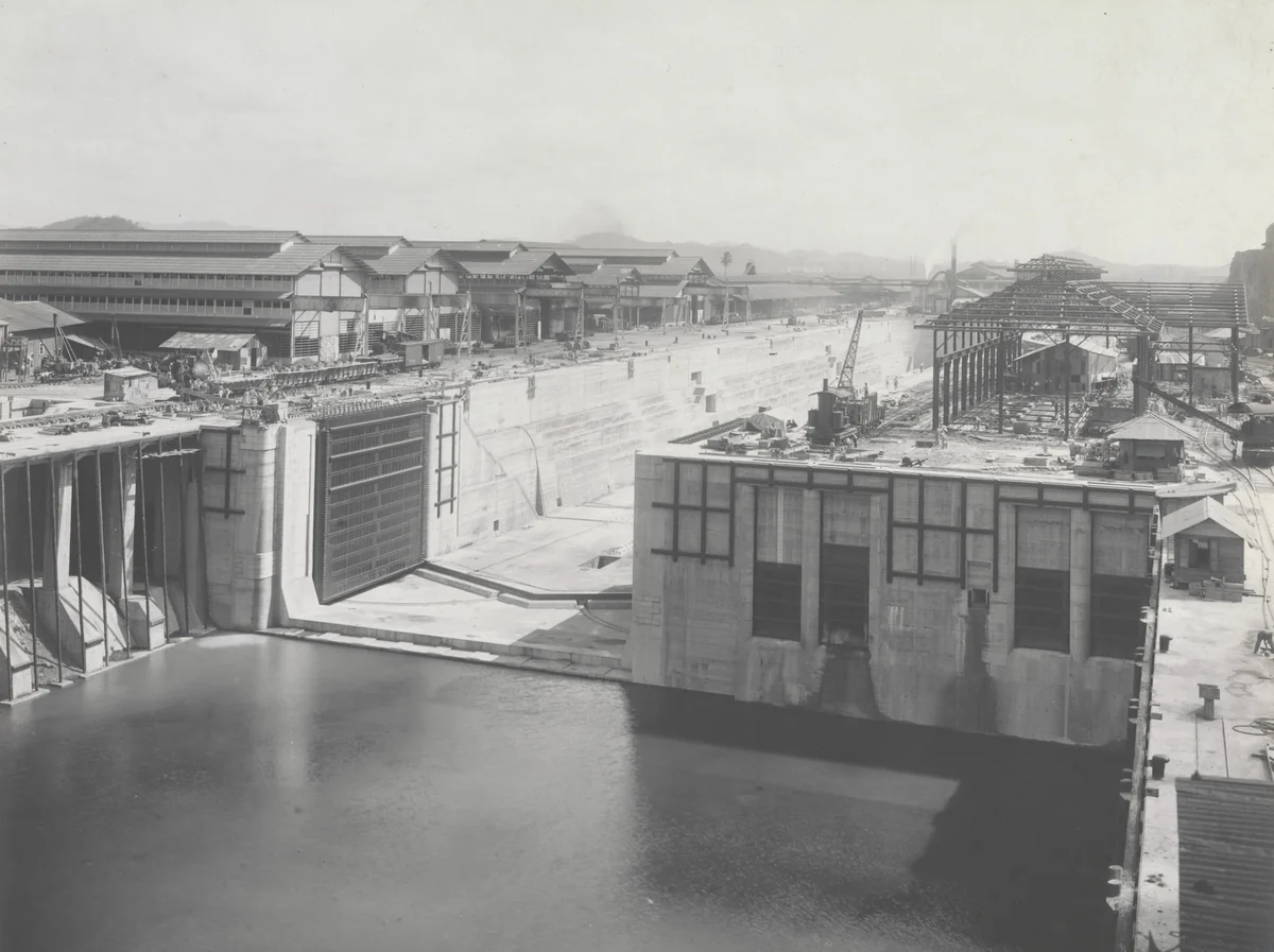 Balboa Terminals. Entrance to Dry Dock #1 before Flooding by Unidentified Photographer, photograph, 1916