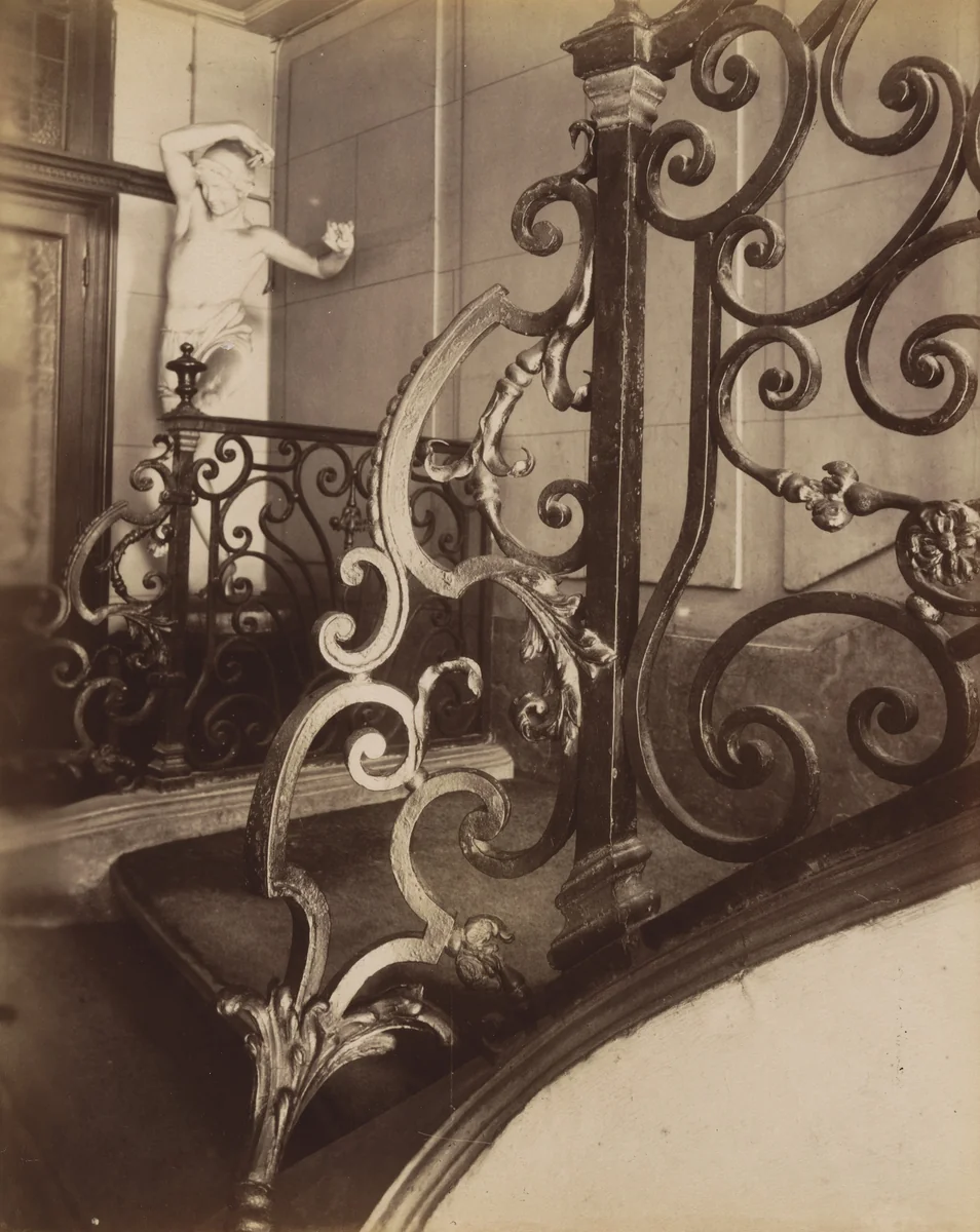 88, rue Bonaparte by Eugène Atget, photograph, 1905
