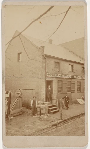 Coverlet and Carpet Weaving by John T. Reading, photograph, 1870-1879