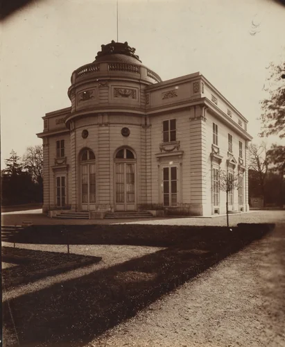 Château de Bagatelle by Eugène Atget, photograph, 1909