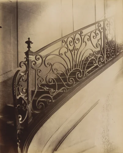 88 Rue Bonaparte by Eugène Atget, photograph, 1905
