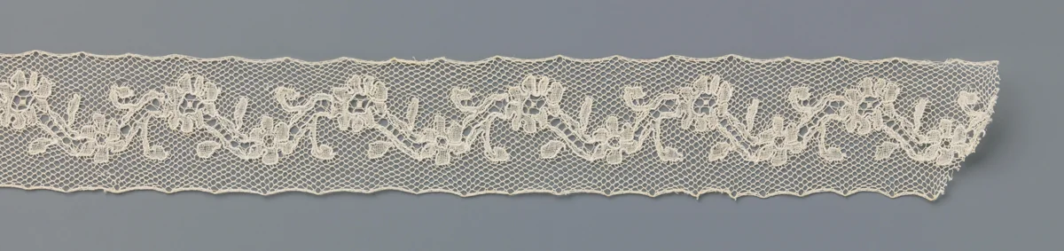 Tussenzetsel van kloskant met zigzaglijn by anonymous, book, 1875-1949