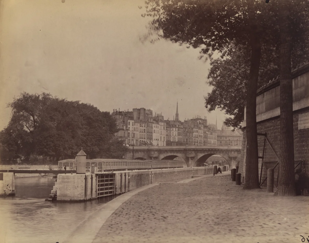 Le Pont Neuf by Eugène Atget, photograph, 1899