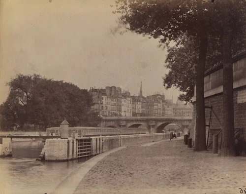 Le Pont Neuf by Eugène Atget, photograph, 1899