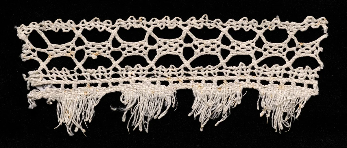 Bobbin Lace Insertion with Fringe by Unknown, textile, 1540-1560