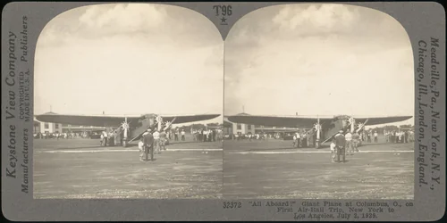[Group of 3 Sterograph Views of Aviation, including the Wright Brothers] by Keystone View Company, photograph, 1900-1929