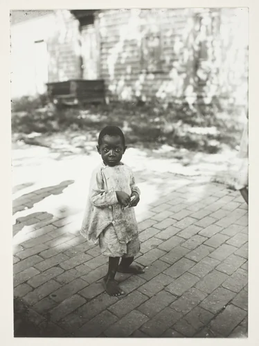 Untitled by Lewis Wickes Hine, photograph, 1905-1915