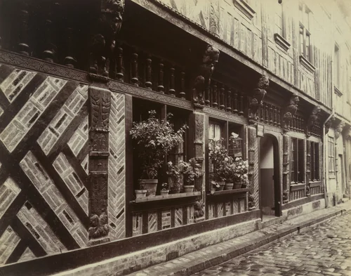 Beauvais. Maison -- 25 rue Saint Laurent by Eugène Atget, photograph, 1904
