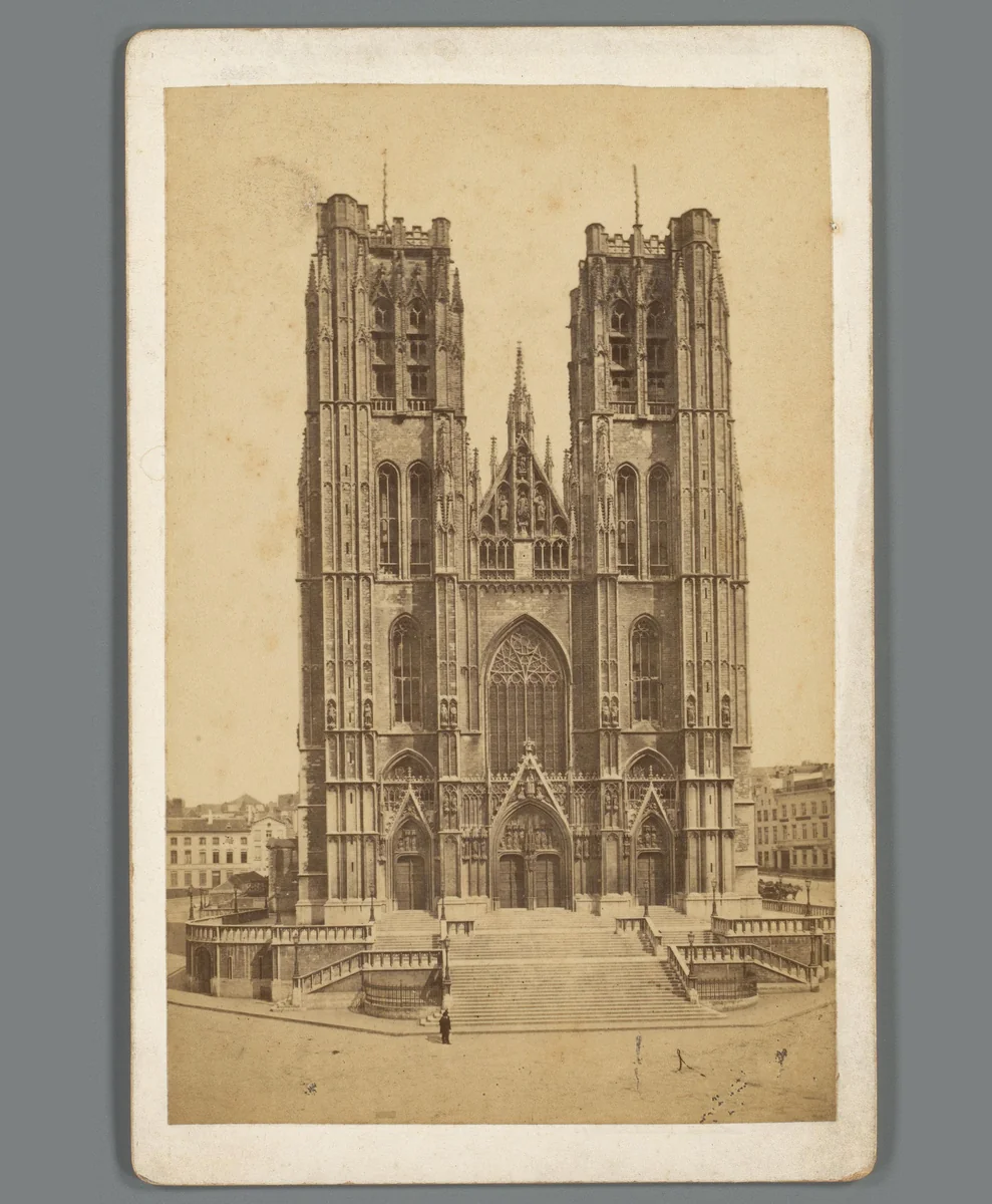 Kathedraal van Sint-Michiel en Sint-Goedele, Brussel by anonymous, photograph, 1870-1890