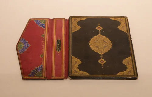 Qur'an cover by Iran, manuscript, 1600-1700