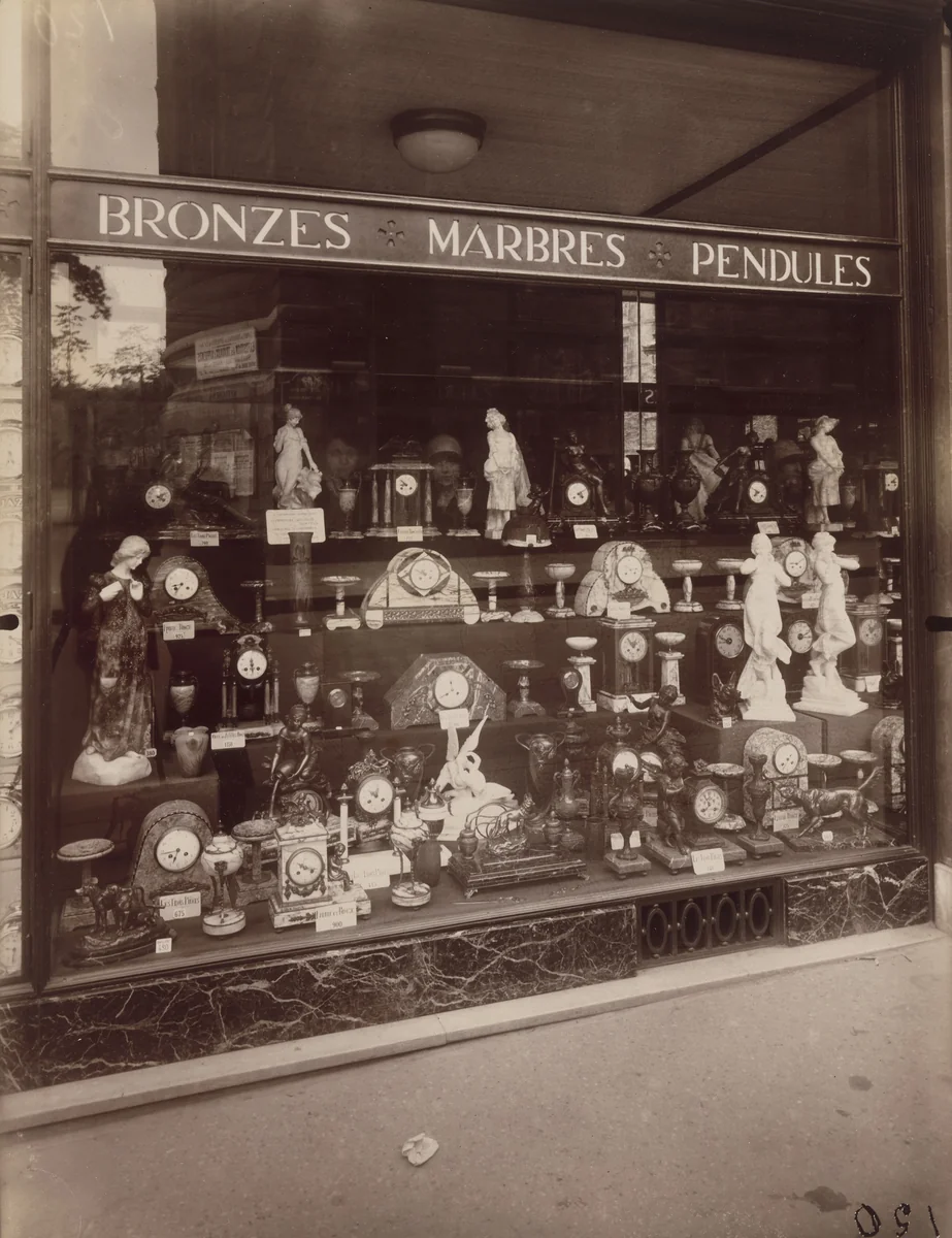 Avenue des Gobelins. Bijouterie by Eugène Atget, photograph, 1926