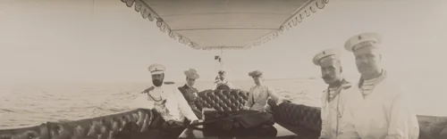 Grand Duke Alexander Mikhailovich, Grand Duchess Xenia Alexandrovna, Emperor Nicholas II and Empress Alexandra Feodorovna on the Zarnitsa, Peterhof, by Unidentified Photographer, photograph, 1903