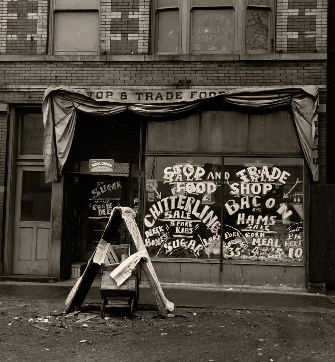 Storefront, Chicago, Illinois by Wayne Miller, photograph, 1946