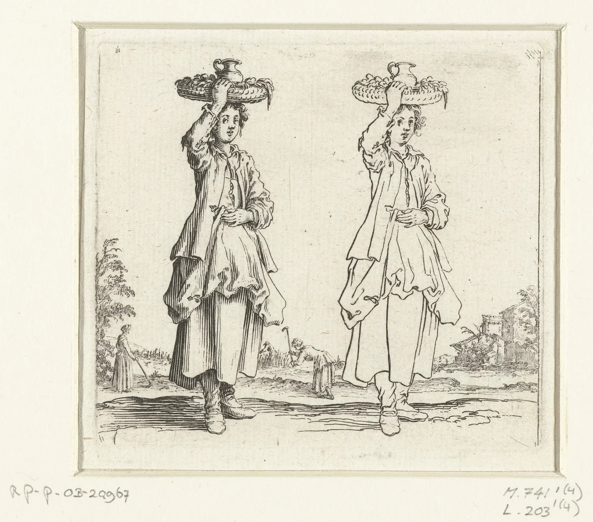Tweemaal dezelfde boerin met rieten mand, van voren gezien by Jacques Callot, print, 1621-1624