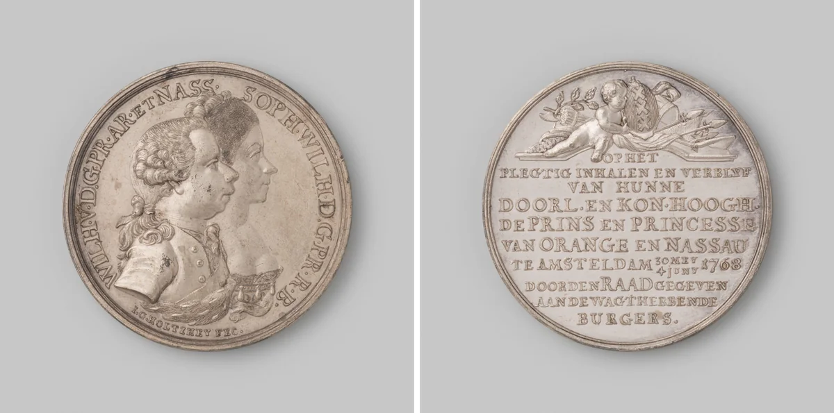 Intocht en verblijf van Prins Willem V met gemalin te Amsterdam by Johan George Holtzhey, metalwork, 1768