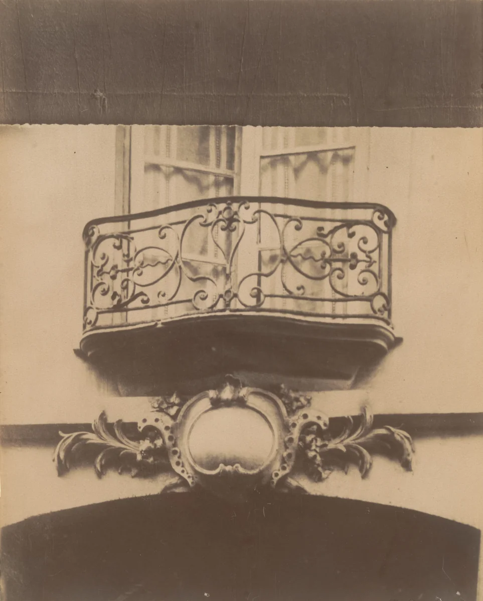Balcon. 10, rue du Petit Pont by Eugène Atget, photograph, 1907