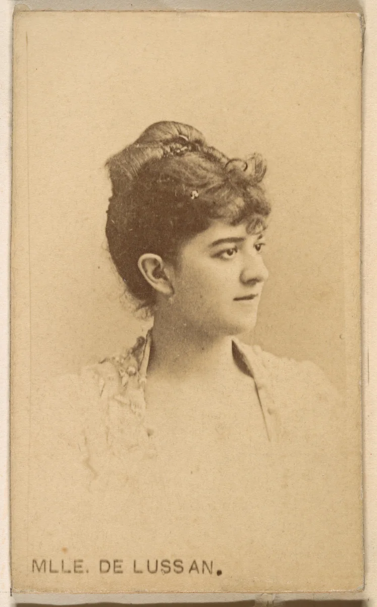 Mlle. De Lussan, from the Actresses series (N246), Type 1, issued by Kinney Brothers to promote Sporting Extra Cigarettes by Kinney Brothers Tobacco Company, photograph, 1888-1892