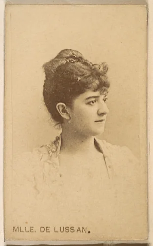 Mlle. De Lussan, from the Actresses series (N246), Type 1, issued by Kinney Brothers to promote Sporting Extra Cigarettes by Kinney Brothers Tobacco Company, photograph, 1888-1892
