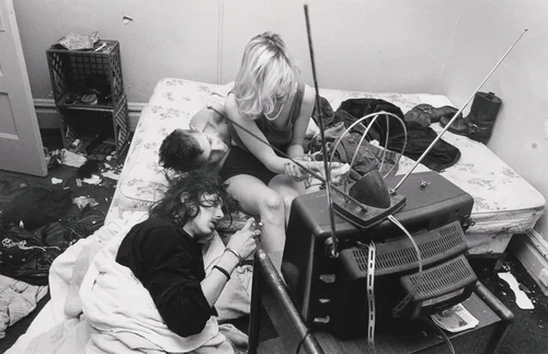 Playing With Shaving Cream (Ziggy, Dave, and Echo) by Jim Goldberg, photograph, 1989