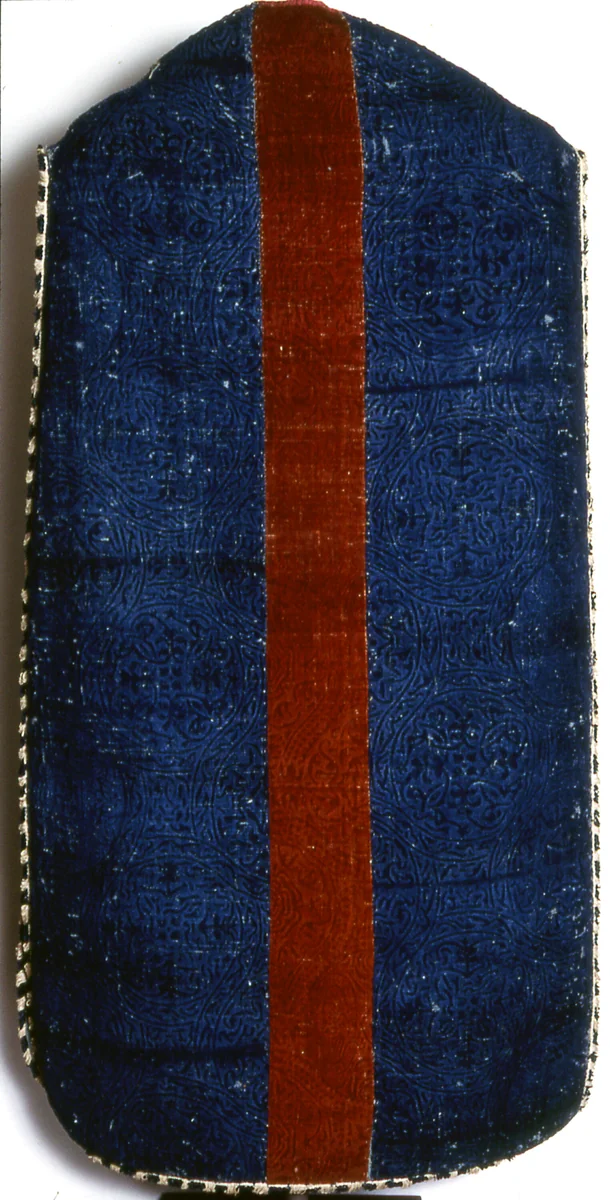 Chasuble Showing the Arms of France by Flanders, textile, 1501-1600