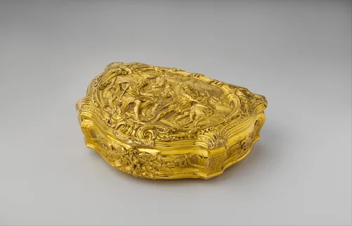 Box with scene depicting Roman hero Gaius Mucius Scaevola before the Etruscan king Lars Porsena by P R, metalwork, 1741
