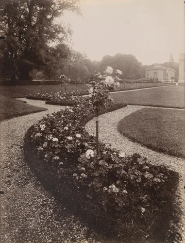 Bagatelle by Eugène Atget, photograph, 1926