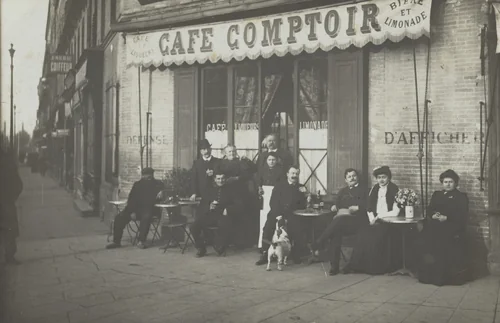 Café Comptoir, Toulouse by Unidentified Photographer, photograph, 1909