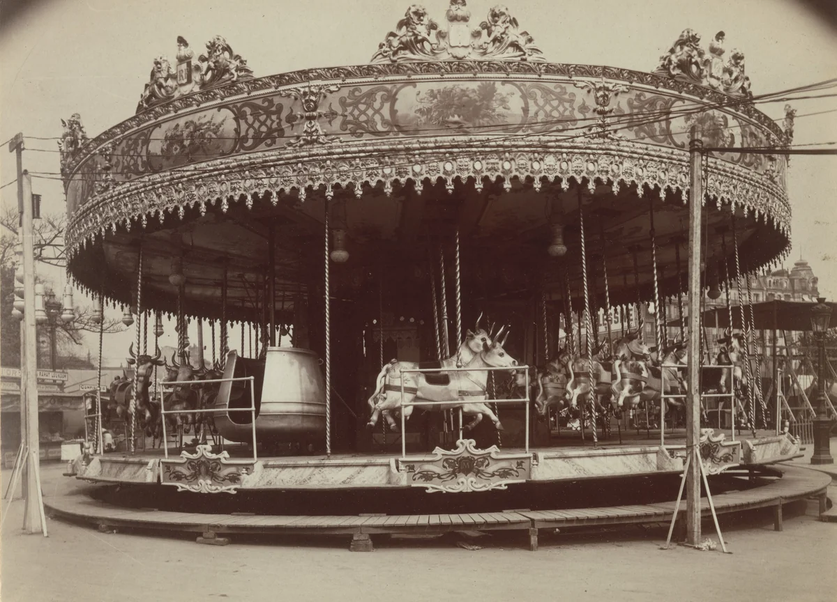 Foire by Eugène Atget, photograph, 1923