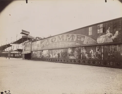 Fête du Trône by Eugène Atget, photograph, 1914